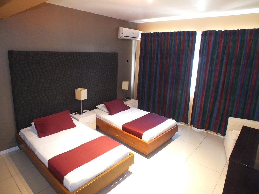 Hotel Olympic Порт-Вила Экстерьер фото