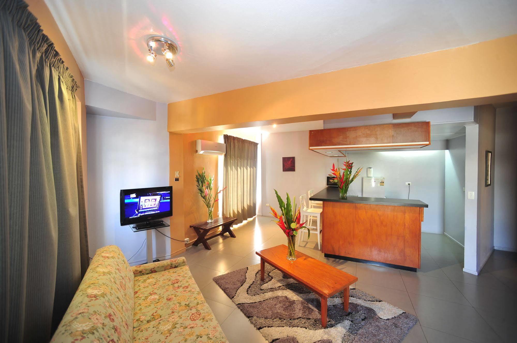 Hotel Olympic Порт-Вила Экстерьер фото